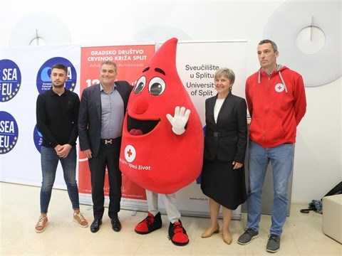 “12 minutes for three lives" presented at University of Split